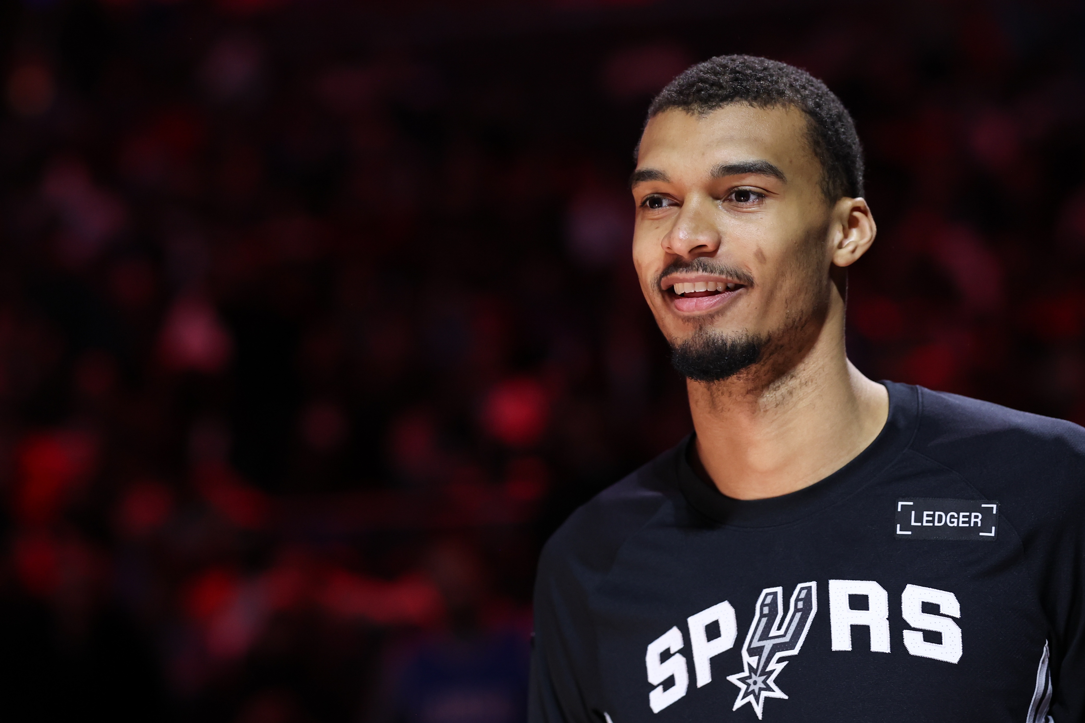 麦迪批开拓者防守软弱 直言需用身体对抗撞翻文班