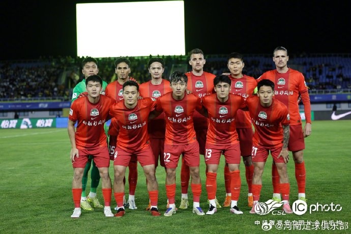 河南客平西海岸 阿卜杜肉苏力中楣全场闷战