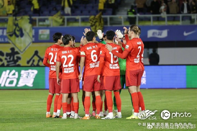 河南客平西海岸 阿卜杜肉苏力中楣全场闷战