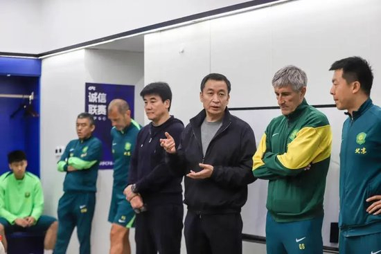 国安10轮不败 客胜大连英博稳拿关键三分