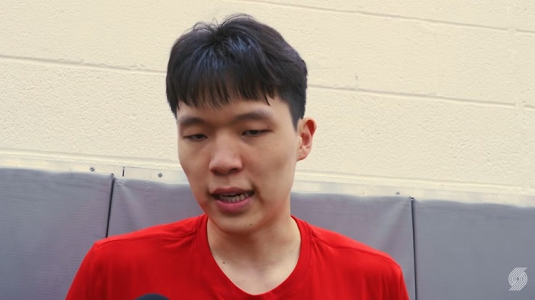 杨瀚森谈新帅：细节训练到位，强调发挥球员特点
