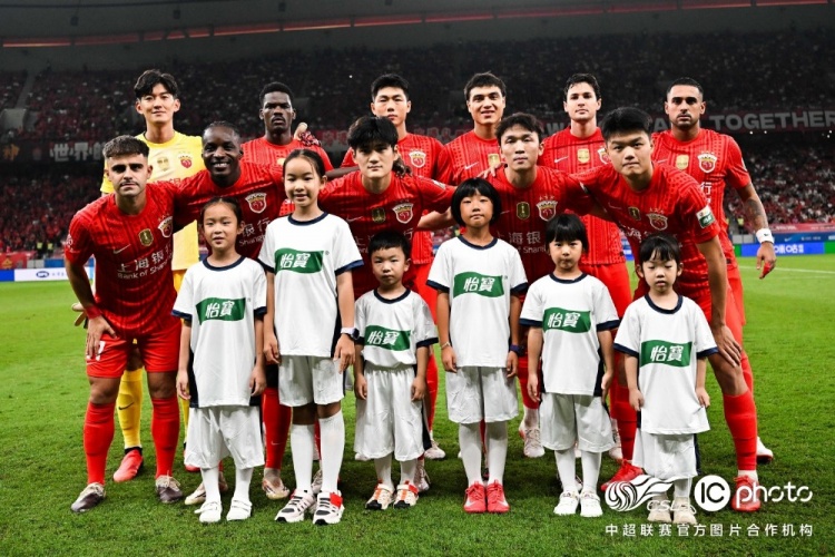 三粒进球被吹 海港主场0-1负泰山 三粒进球被吹 海港主场0-1负泰山