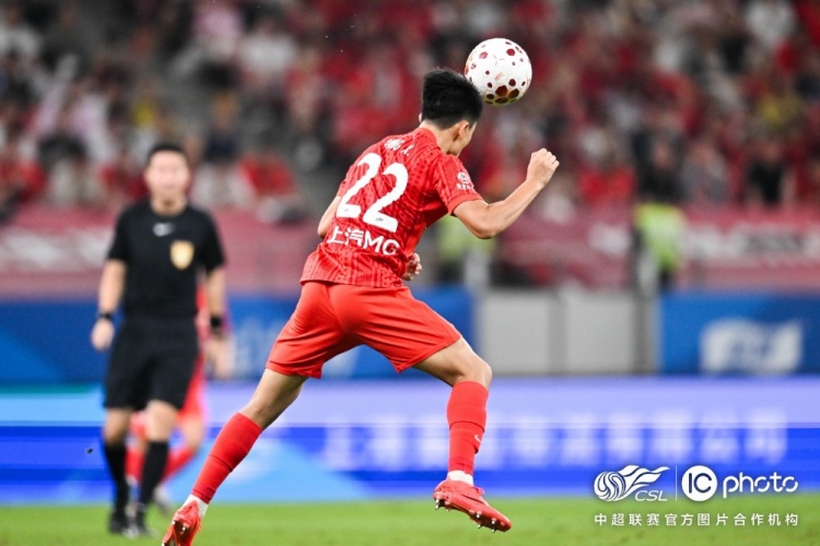 三粒进球被吹 海港主场0-1负泰山 三粒进球被吹 海港主场0-1负泰山