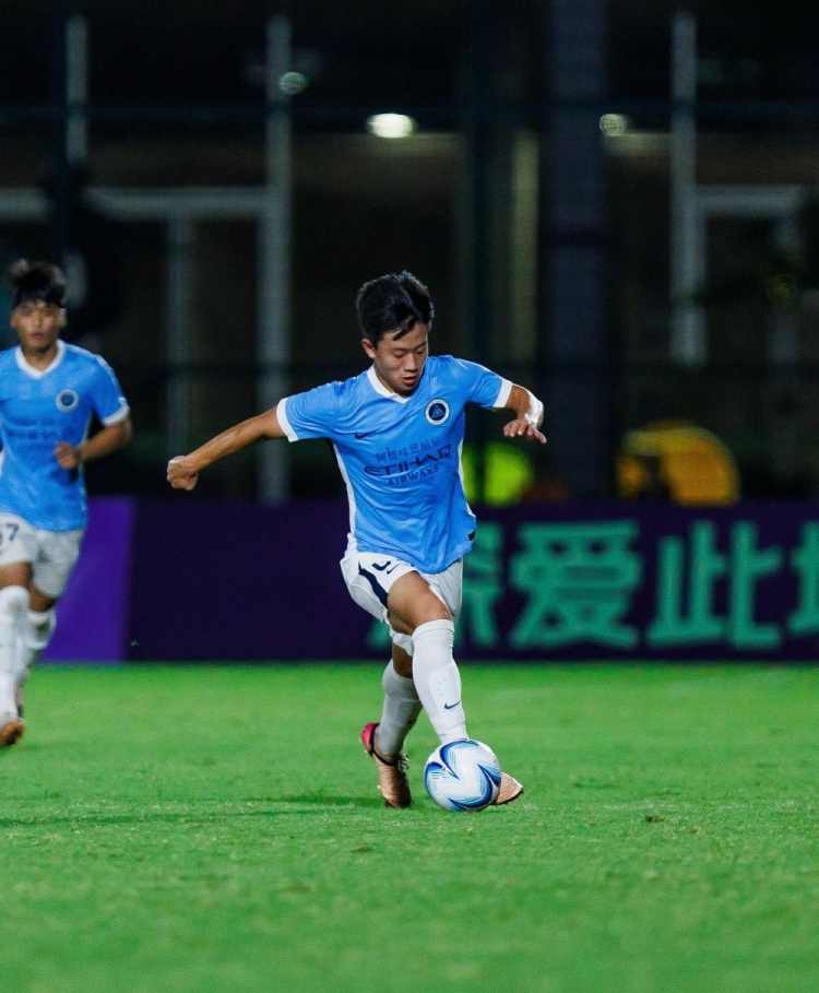 深圳新鹏城U20主场2比1逆转陕西联合U20 程鑫替补远角破门 深圳新鹏城U20主场2比1逆转陕西联合U20 程鑫替补远角破门