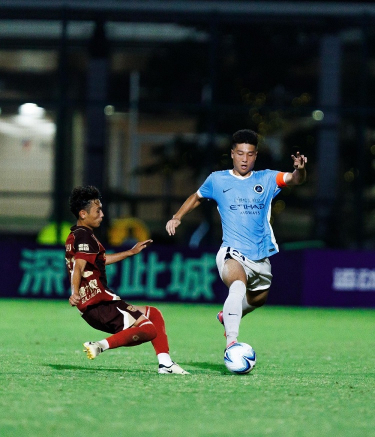 深圳新鹏城U20主场2比1逆转陕西联合U20 程鑫替补远角破门 深圳新鹏城U20主场2比1逆转陕西联合U20 程鑫替补远角破门