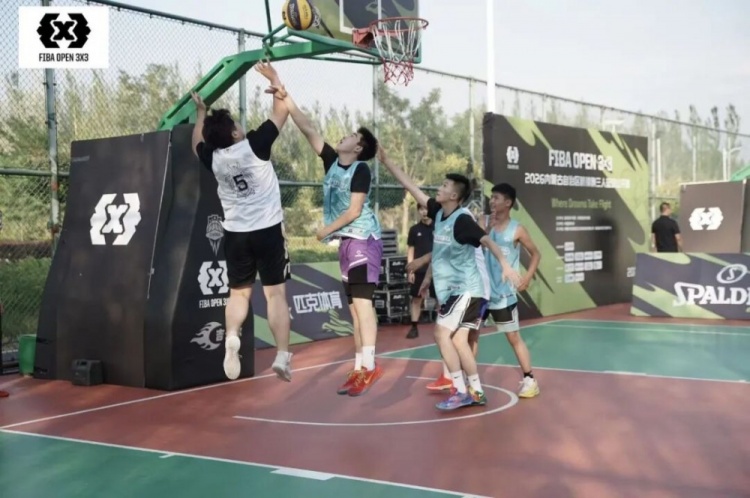 众睿矿山夺FIBA Open 3×3杭锦旗站男子组冠军 草根队青少年组登顶