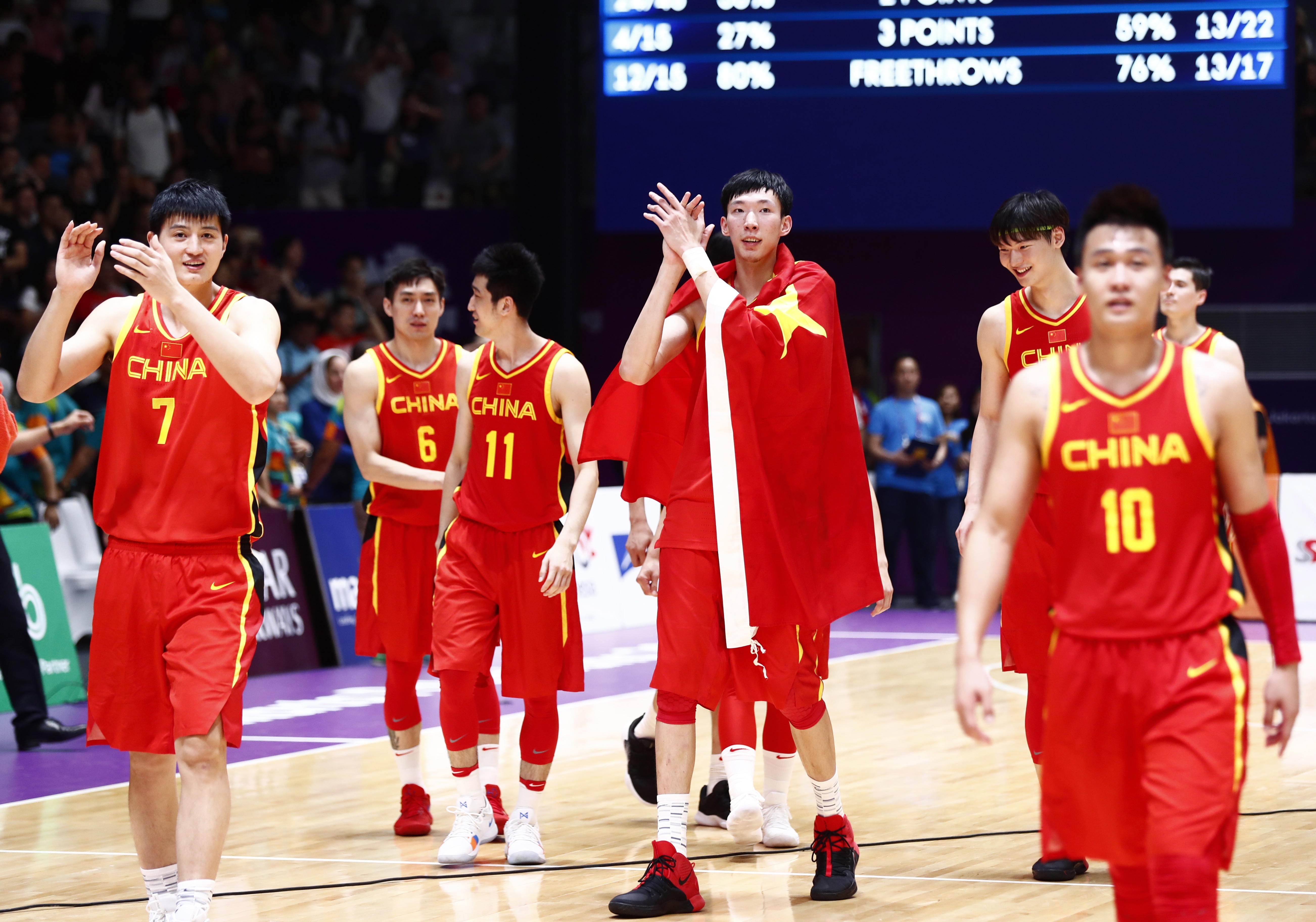 上一次亚运会夺冠是2018年！中国男篮16分逆转伊朗！周琦15+11