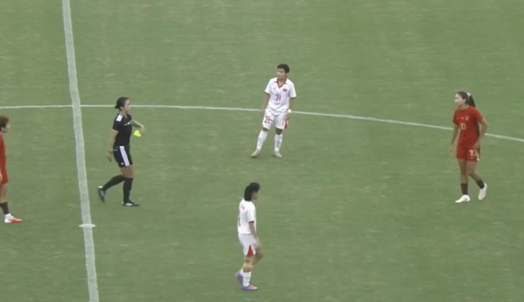 艰难晋级!中国女足加时1-0越南 王霜109分钟制胜 半决赛将战朝鲜 艰难晋级!中国女足加时1-0越南 王霜109分钟制胜 半决赛将战朝鲜